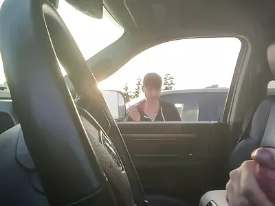 Jaunas mačo suplėšė princesei burną ir užpakalį.