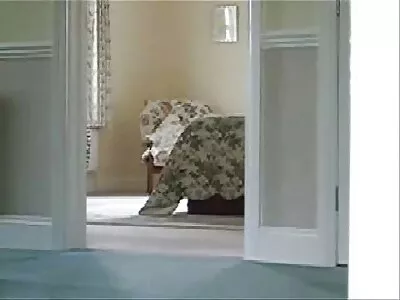 Savanoris be problemų pakliuvo mergaitei į užpakalį.
