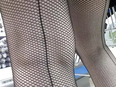 Pumpuotas medus pasodino prakaituotą japonę į pūlingą gaidį.
